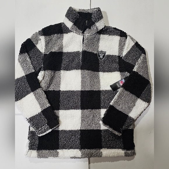 G-lll Jackets & Blazers - NWT Women's Black Las Vegas Raiders Sherpa Plaid Quater Zip Jacket